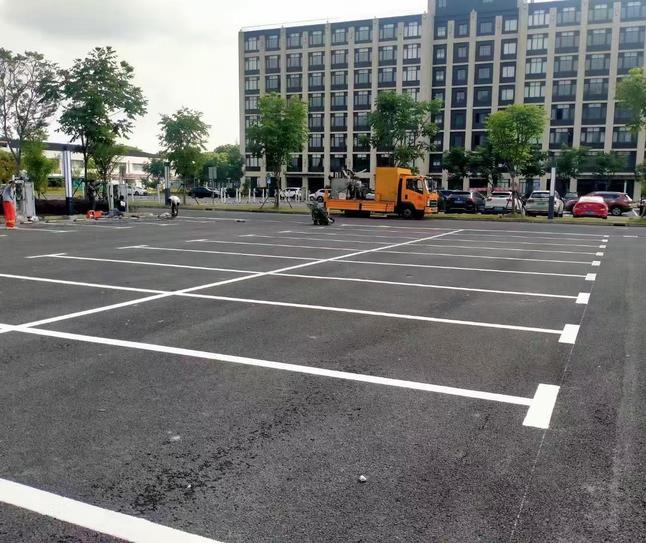 停车场划线